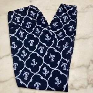 Crown & Ivy nautical yoga pants size medium nwot dark blue and light blue print